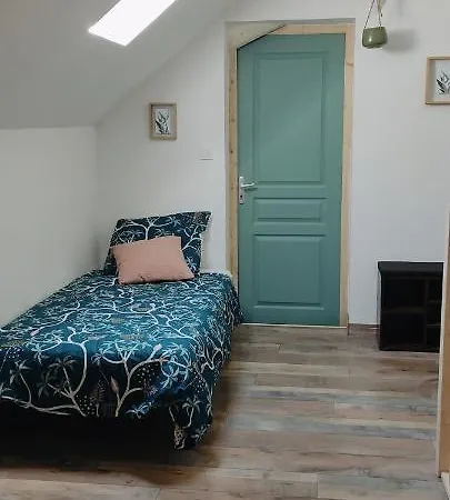 Holiday home La Cressonniere Maison Vue Sur Etang Avec Bain Finlandais *