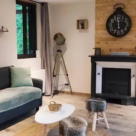 Holiday home La Cressonniere Maison Vue Sur Etang Avec Bain Finlandais La Riviere-Saint-Sauveur