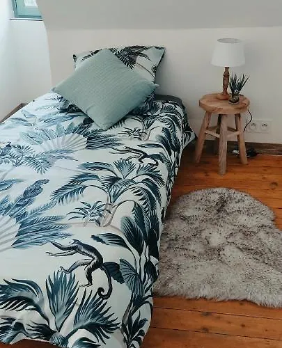 Maison 2 Avec Vue Sur Etang Avec Bain Finlandais Feriehus La Rivière-Saint-Sauveur